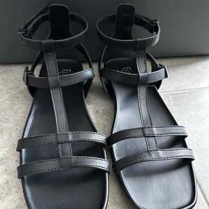 Franco Sarto Evan Sandal Size 7.5